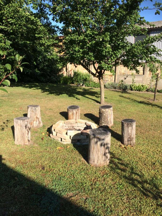 Teraszos Haz Otel Balatonlelle Dış mekan fotoğraf